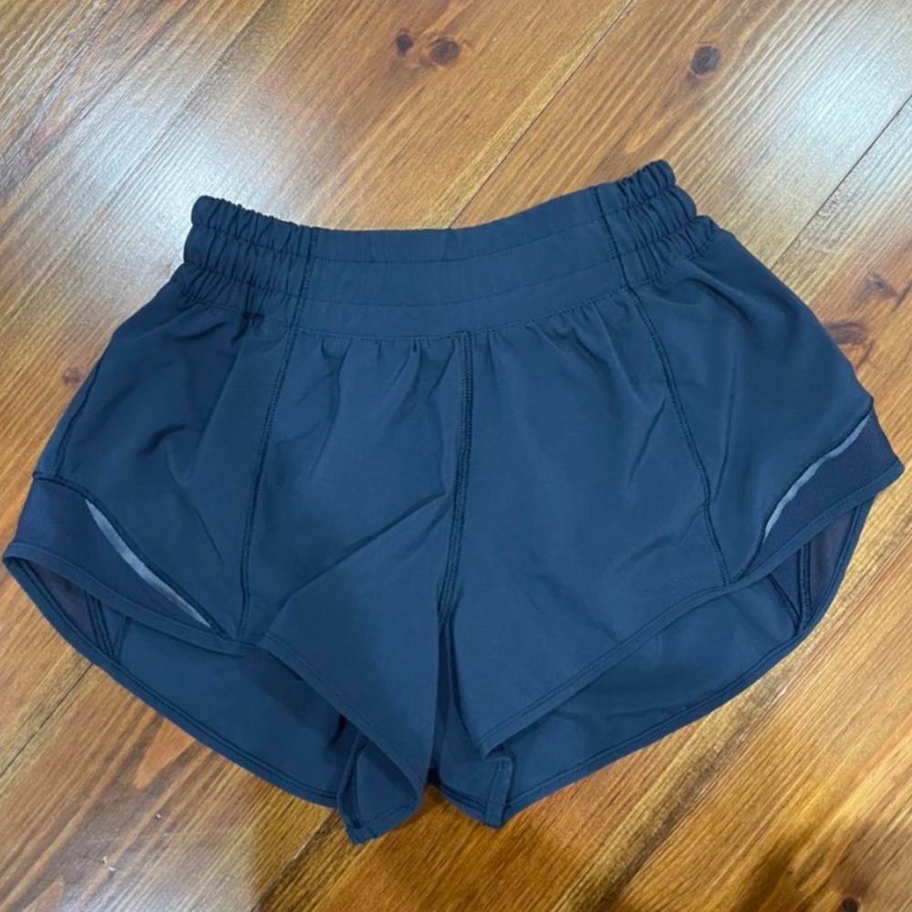 Lululemon Hotty Hot short PERF CONDITION